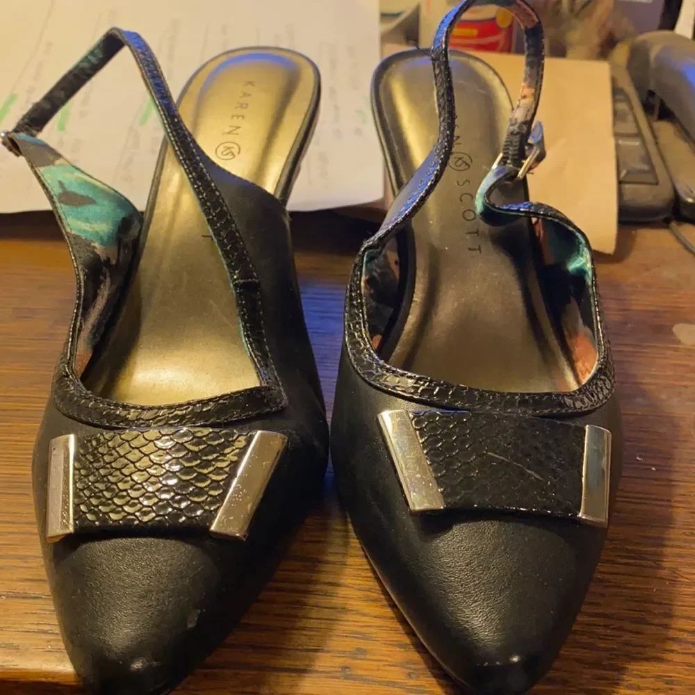 Karen Scott heels sz. 7.5 Wide